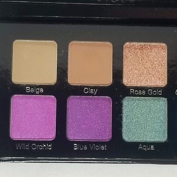 Violet Voss Essentials 2 Eyeshadow Palette - Picture 5 of 9